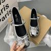 Французские серебряные туфли на плоской подошве с бантом, женские летние туфли 2024 года, универсальные маленькие кожаные туфли с легким ртом, юбка Мэри Джейн