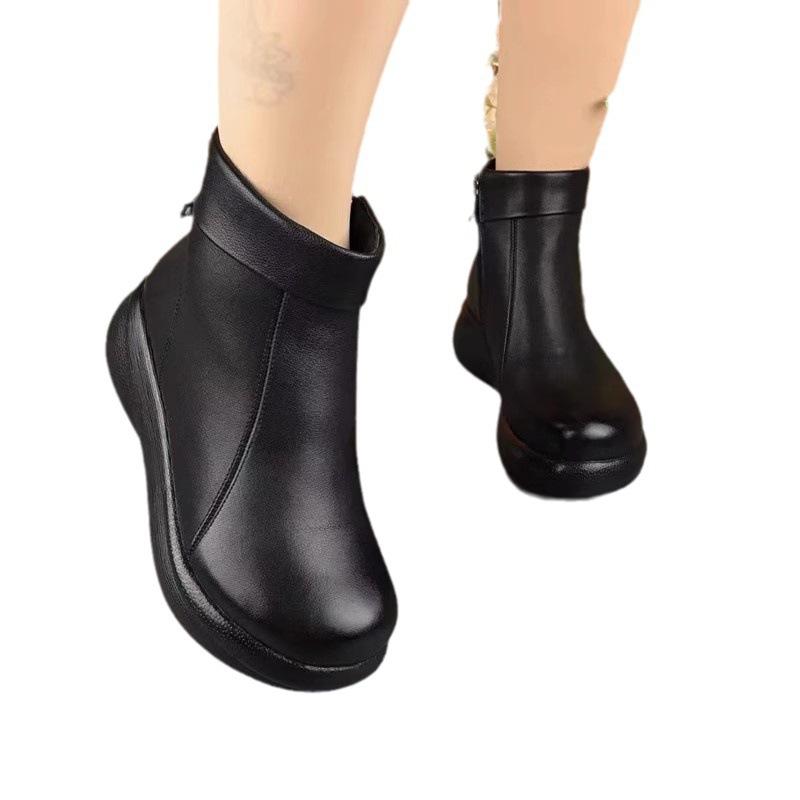 Новые зимние туфли из мягкой кожи и шерсти, женские полусапожки на круглой платформе, короткие бархатные теплые туфли из хлопка для мам, нескользящие женские туфли