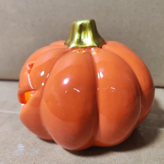 Light Up Halloween Decoration Ceramic Carved Pumpkin Skull Bat Figurine