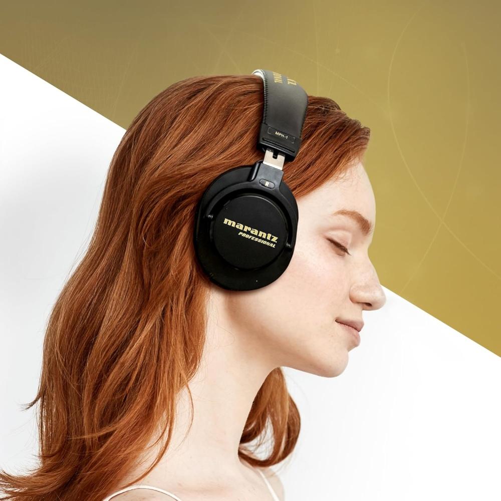 Marantz Professional Closed Back Over Ear Headphones 40mm Driver Model Mph 1