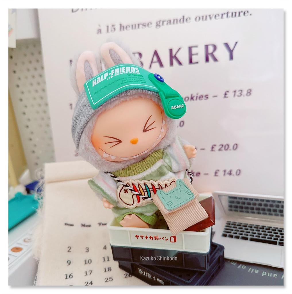 10cm Labubu Doll Clothes: Self-Deprecating Bear Plush Cape for 17cm Labubu Doll