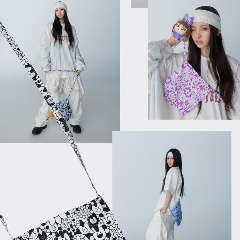 New Jeans   Nj X Murakami  Cross Bag Ver. 