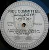 12-дюймовая пластинка RIDE COMMITTEE, ROXY - Love To Do It TRIUK012 TRIBAL UNITED K 1994 UK Танцевальная и электронная Подержанная