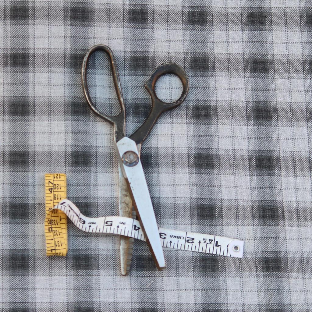 Bigreams Unstitched Yarn-Dyed Checkered Thick Tweed Blazer Fabric For Men's 3 Piece Suit Fabric