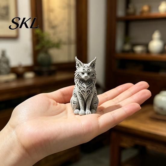 Modern Cat Desktop Accessory 3D Printed Maine Ornaments, Figurine for Table Decor, Cool Non-tip Ornament Sculpture with Intricate Details, Gifts