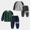 Спортивный костюм для мальчика Color Block свитшот с цветными рукавами и брюки-джоггеры, комплект из двух предметов, повседневный осенний наряд для малыша и детей