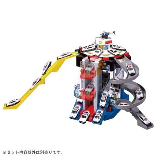 Takara Tomy Tomica Scramble Police Station (with special Tomica) miniature car toy ages 3 up
