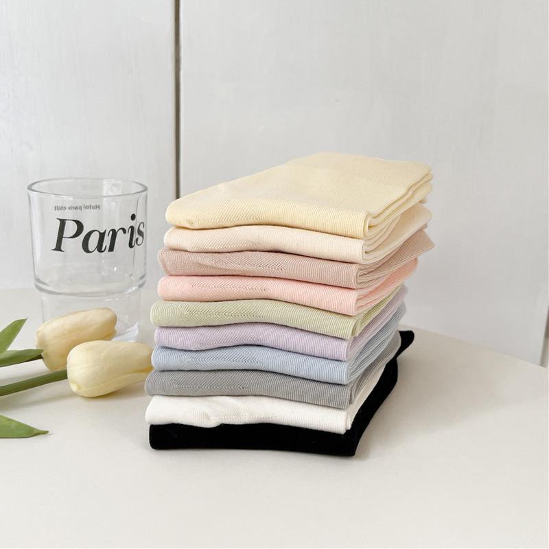 Женские носки тонкие летние новые однотонные цветные простые носки до щиколотки повседневные для девушек модные простые дышащие антипиллинговые свободные носки