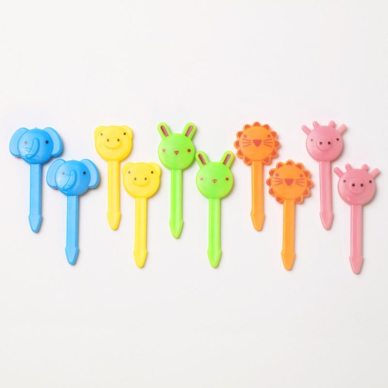 Creative Cartoon Animal Fruit Forks for Kids – Cute, Plastic Bento Picks for Household & Kitchen Use