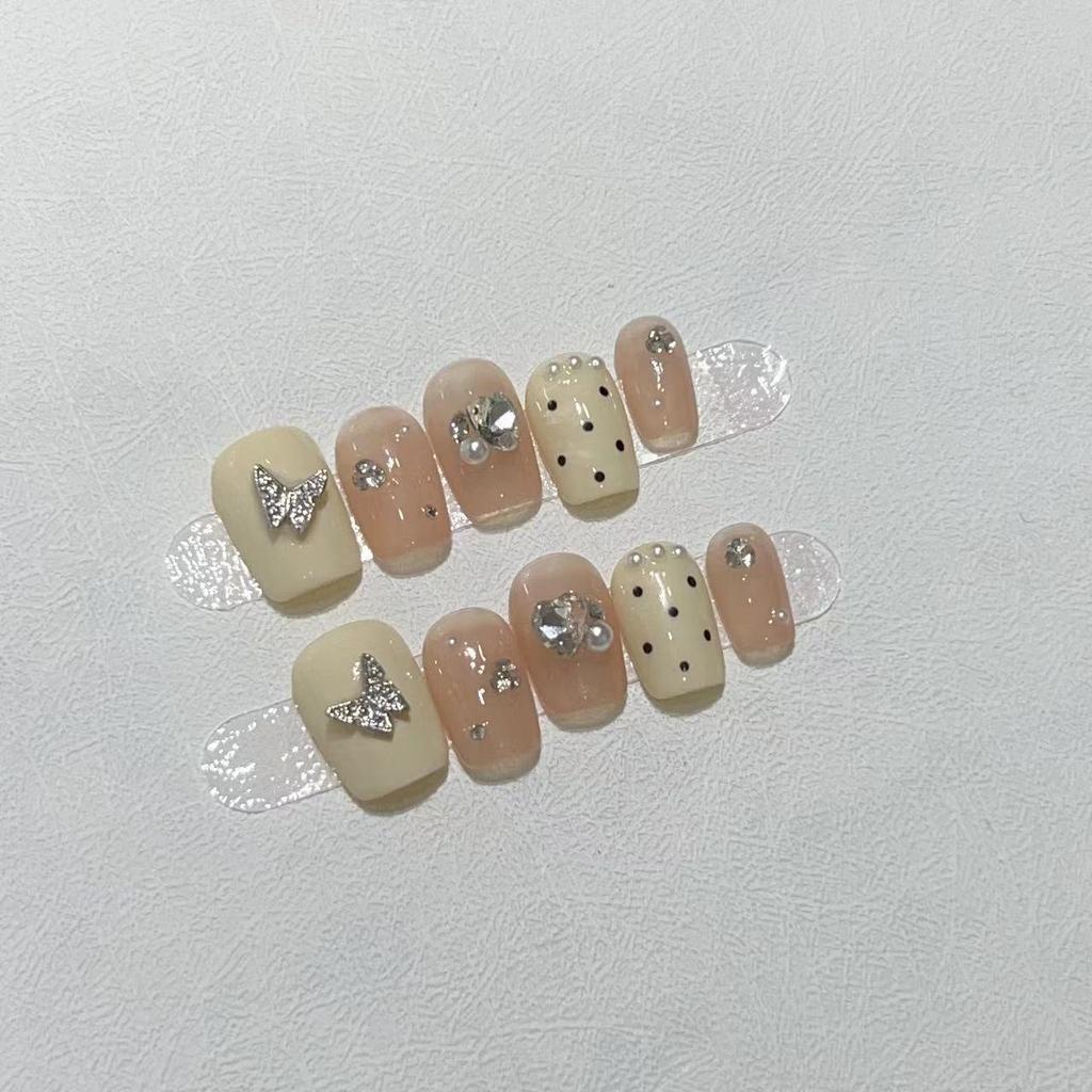 Pure Hand-wearing Nail Pieces Handmade Fake Nail Patches Temperament Princess Cute Polka Dot Nude Color Flash Diamond