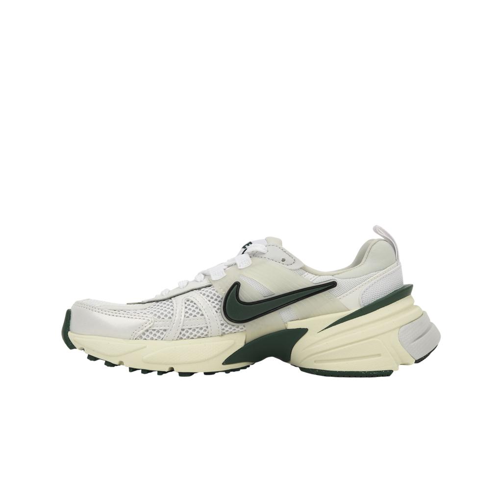 Nike Женские кроссовки V2K Run Fir White Photon-Dust Platinum-Tint FD0736-101