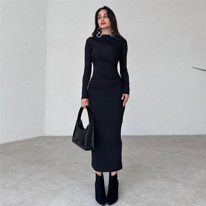 New Autumn and Winter Women's Fashion Round Neck Long Sleeve Slim Fit Hip Solid Color Temperament Dress