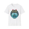 Унисекс футболка софтстайл Плавающий аквариум Городской пейзаж Медуза Сюрреалистическое искусство