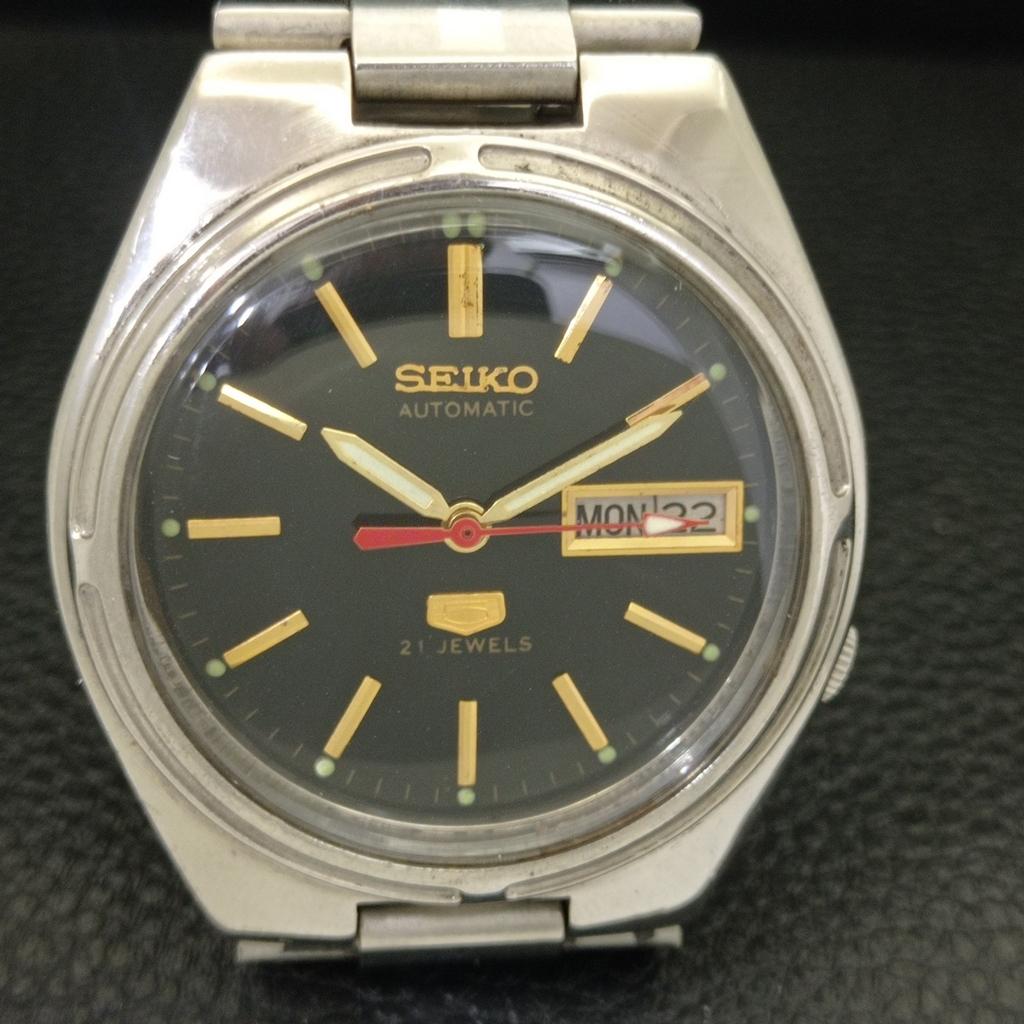 ОРИГИНАЛЬНЫЕ ВИНТАЖНЫЕ МУЖСКИЕ АВТОМАТИЧЕСКИЕ ЧАСЫ SEIKO 5 7019A ЯПОНИЯ С ЧЕРНЫМ ЦИФЕРБЛАТОМ a701916-5 R207-a701916