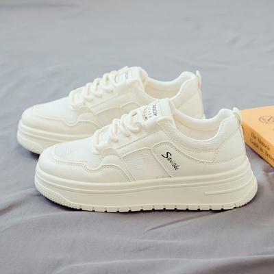 2025 лето сетка дышащие и универсальные новые маленькие белые туфли женские туфли платформа увеличение доска обувь папины кроссовки летние сетчатые туфли