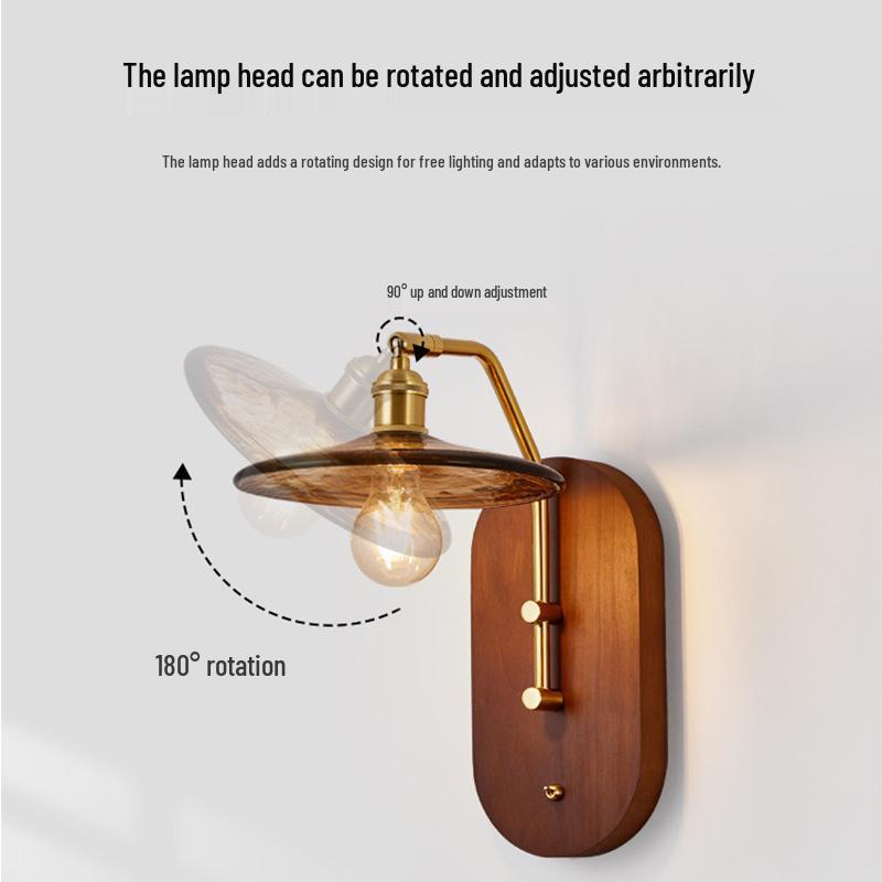 Retro Wabi-Sabi Brass and Wood Wall Lamp for High-End Homestay or Living Room Décor