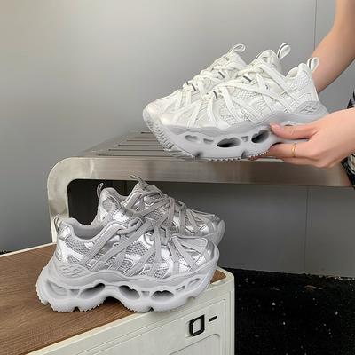 Европейская сетка дышащие красные губы папины кроссовки женские 2025 лето новые маленькие толстоподошвенные увеличивающие рост повседневные спортивные кроссовки