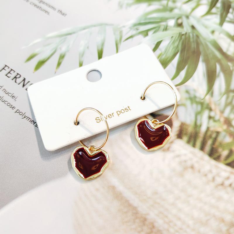 Женские винтажные серьги с красным сердцем, модные ювелирные изделия, эмалированные металлические серьги, подарки для девочек, элегантные, простые, модные ювелирные изделия