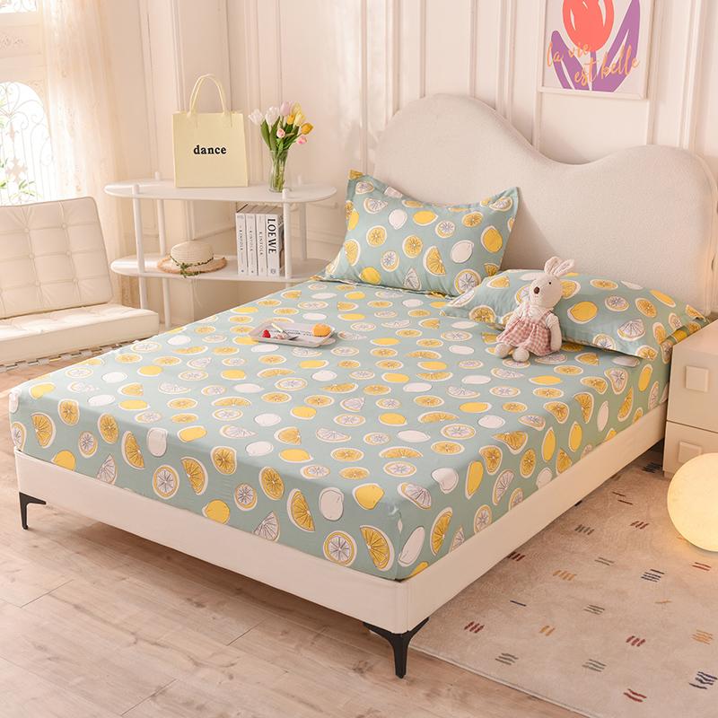 Простыни для дома, наматрасники на лето, весну и зиму с резинкой (Без наволочки)