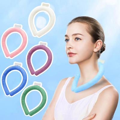 Летняя охлаждающая трубка для шеи Портативное ледяное кольцо Охладитель для шеи Спорт на открытом воздухе Предотвращение теплового удара Носимое личное обертывание для шеи Hands Free Холодный гелевый пакет со льдом