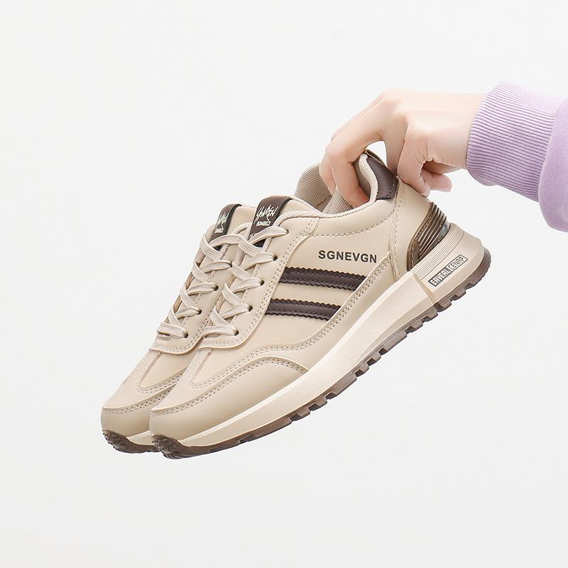 Новая обувь женская 2025 лето беговые спортивные кроссовки женские толстая подошва увеличение роста повседневная платформа женская дизайнерская обувь