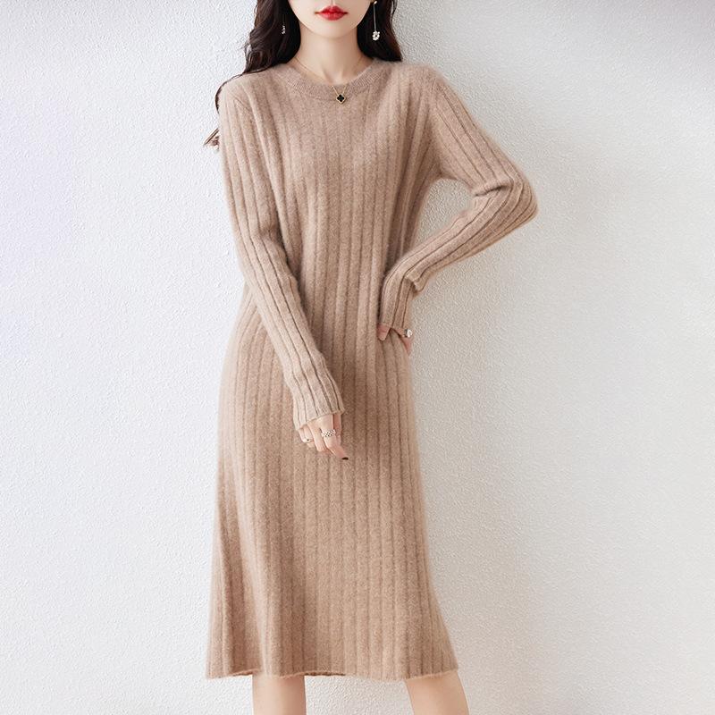 New Dress Women's Autumn and Winter Long Knee Sweater Skirt Slim Crew Neck Knitted Bottoming Skirt