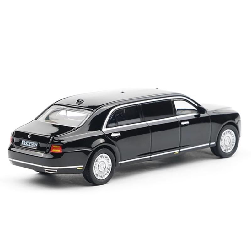 XCARTOYS 1:64 scale Alloy AURUS SENAT car model Adult Boy toy Collectibles Souvenir Gift Static finished ornaments