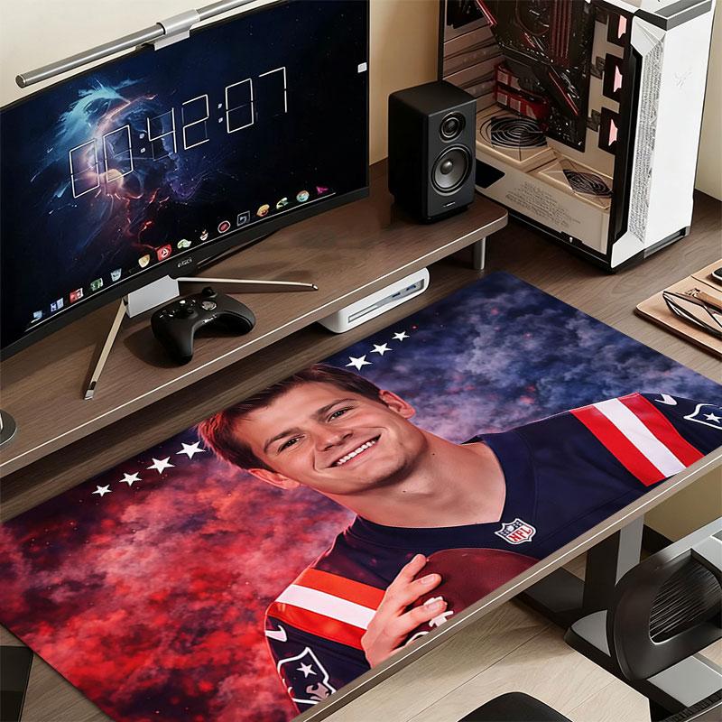 Drake Maye Mouse Pad, Large Gaming Desk Mat, Non-slip XXL Mousepad for Laptop & Tablet, Mini PC Playmat with Stitched Edges