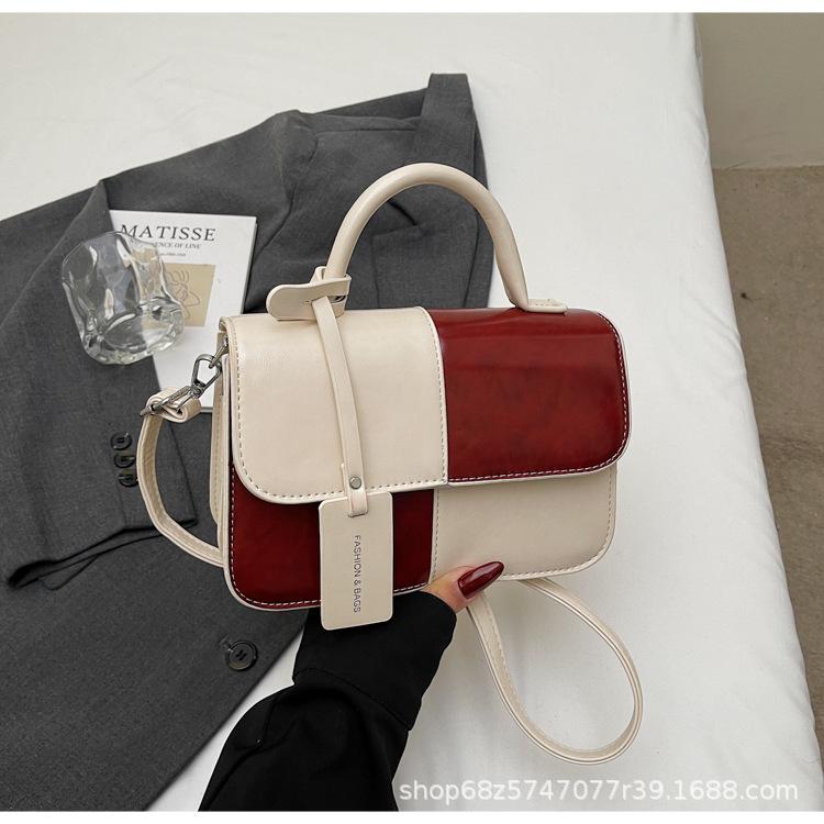 French Fashion Foreign Style Portable Small Bag Women's New Niche Texture Small Square Bag 2025 Simple Casual Messenger Bag
