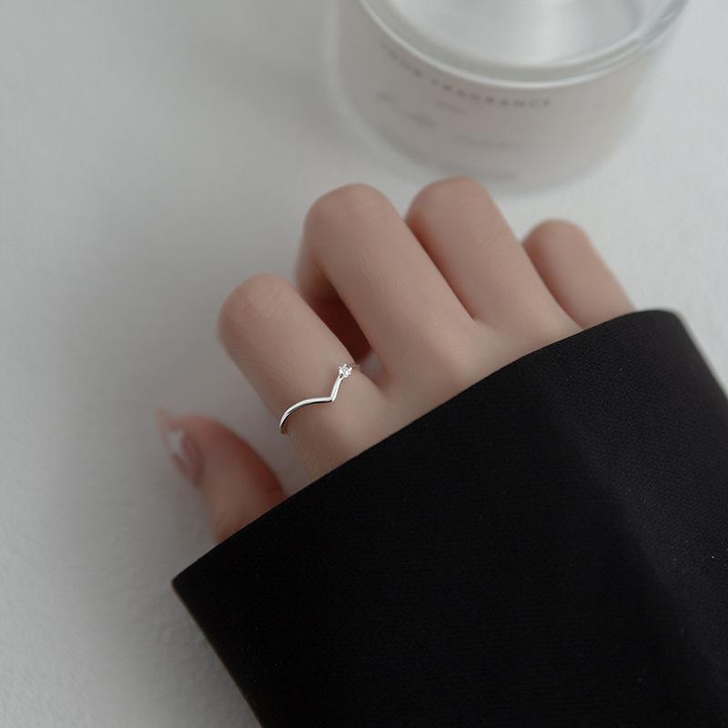 Изысканное золотое разомкнутое кольцо: Японский и корейский стиль, тонкое кольцо с бриллиантами, штабелируемые и элегантные украшения для пальцев