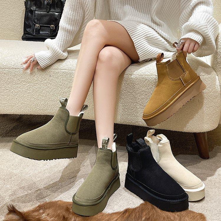 Men's and Women's Same Autumn and Winter Women's Casual and Comfortable Solid Color Platform Snow Boots Chimney Fashion Chelsea Short Boots