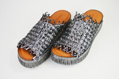 Шлепанцы 1825 36 Серебристые кожа