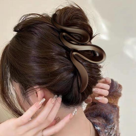 Коготь для волос в форме змеи, матовая текстура, большая заколка для волос, сильный захват, коготь для затылка, зажим для волос в форме акулы, душ, инструмент для укладки волос