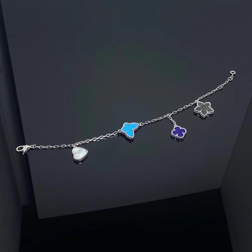 Браслет Четыре Цветка Версия Хай Счастливый Цветок Двусторонний Звезда Сердце Бабочка Четырехлистный Клевер Женский Браслет