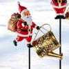Садовый фонарь-колышек Holiday Garden с солнечной фигуркой Санты, Металлическая садовая фигура в стиле поливочного бачка для бордюра газона и входной группы