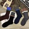 Винтажные контрастные бесшовные полосатые носки средней длины для многослойной носки Сезон Мода Дондэмун Интернет-знаменитость Взрывные носки
