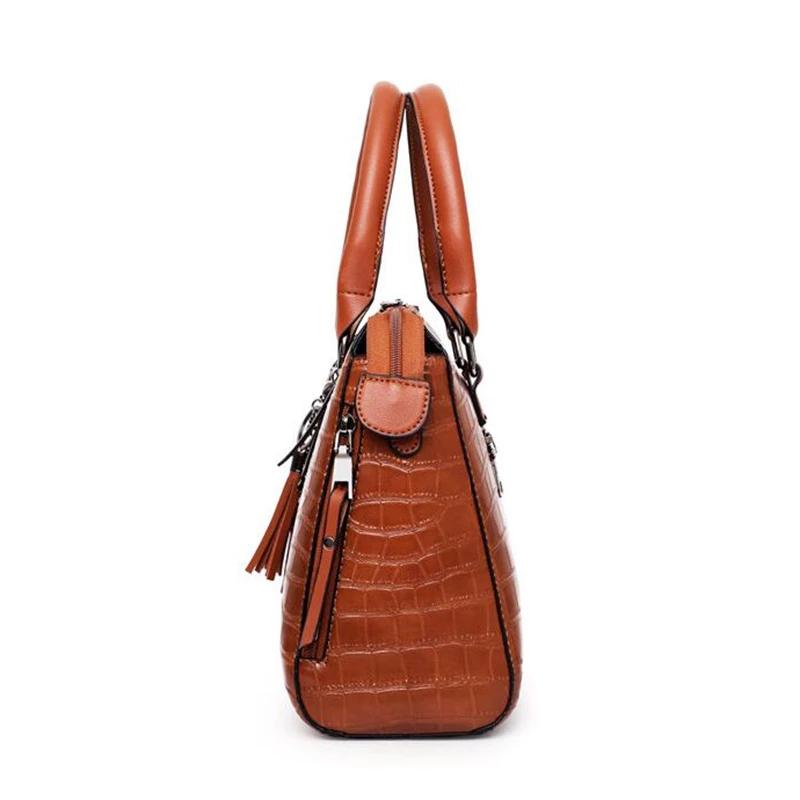 Роскошная женская сумка из крокодиловой кожи