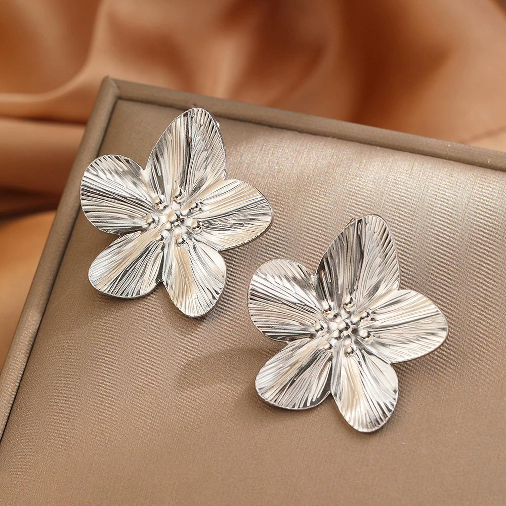 Uneven Petals Big Flower Drop Earrings for Women Golden Silver Metal Dangle Earrings European Vintage Party Floral Jewelry