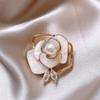 Camellia Pearl Brooch Women's High-end Sense Niche High-end Pin Suit Clothes Anti-light Accessories Versatile Corsage