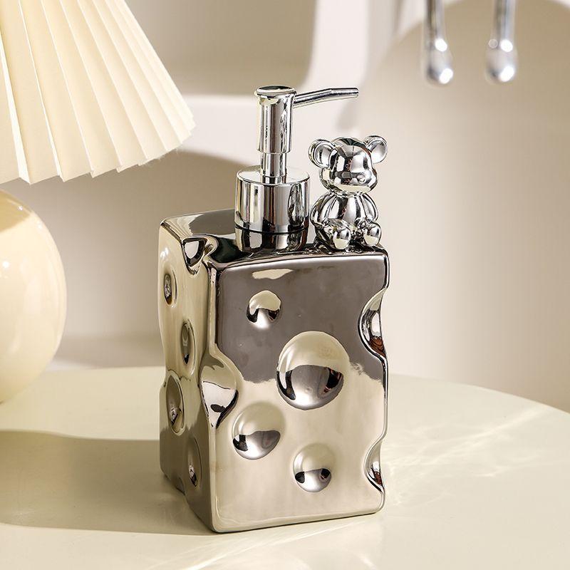 Бутылка для лосьона в европейском стиле с бантом, 600 мл, контейнер для хранения в виде кролика, бытовая бутылка с разделителем для шампуня и геля для душа, аксессуары для ванной комнаты