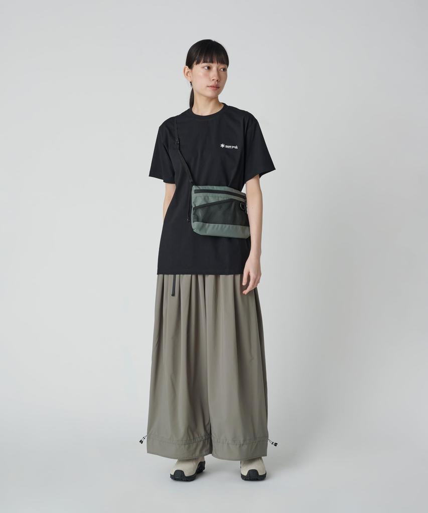 Snow Peak Logo T-Shirt, Size L, Black, TS-25SU101, Perfect for Festivals, Camping, and Outdoor Activities