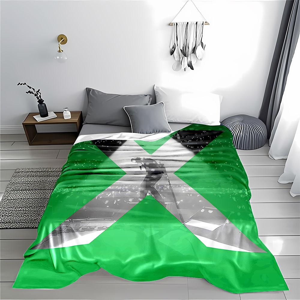 Concert Silhouette on Green Blanket for all seasons blanket lunch break throw gift