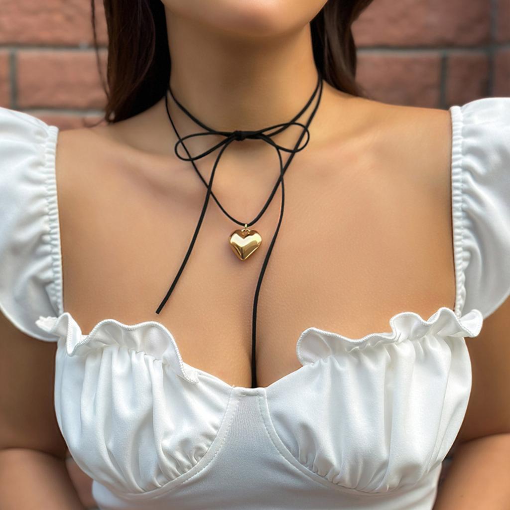 Adjustable Velvet Bowknot Choker Neck Tie Chain Heart Pendant Necklace Jewelry Elegant Clavicle Chain Necklace
