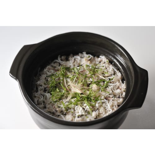 ХАРИО (Харио) Керамический горшок для риса Banko Ware N 3-Go вместимостью с крышкой из стекла GN-200B