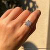 Серебряное кольцо S925 с муассанитом прямоугольной огранки для женщин - Дизайн "Ледяной Цветок"