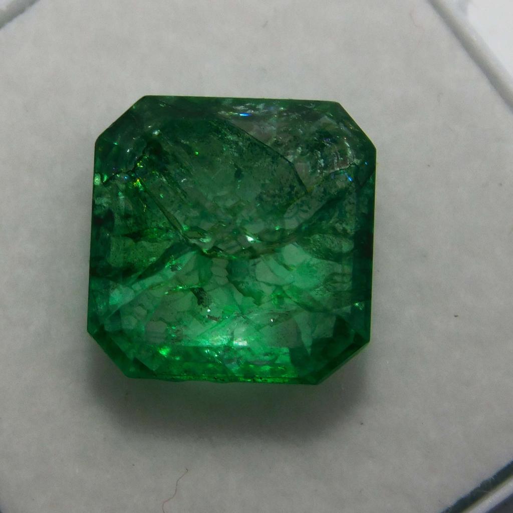 7 Carat Natural Green Colombian Emerald Square Cut Loose Gemstone