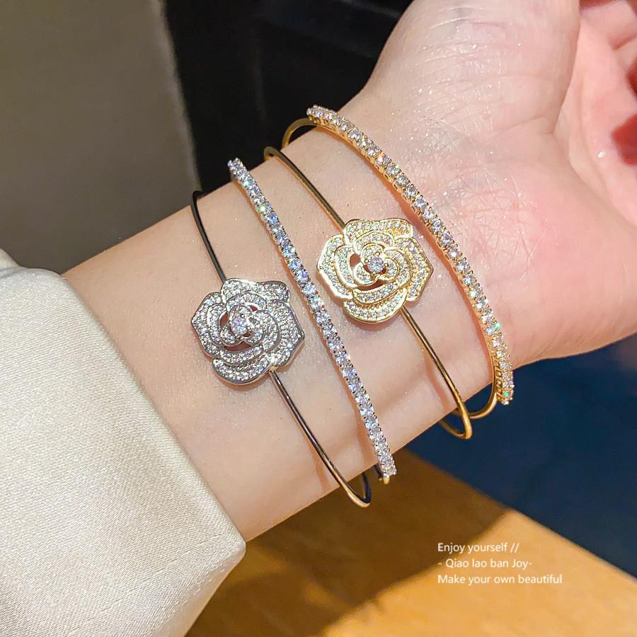 Zircon Flower Designer Cuff Bracelet With Copper Material Elegant Gift For Women