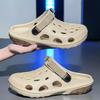 Удобная посадка Новые мужские шлепанцы Летние клоги для мужчин Снаружи Шлепанцы Мягкая пляжная обувь Мужские Летние сандалии