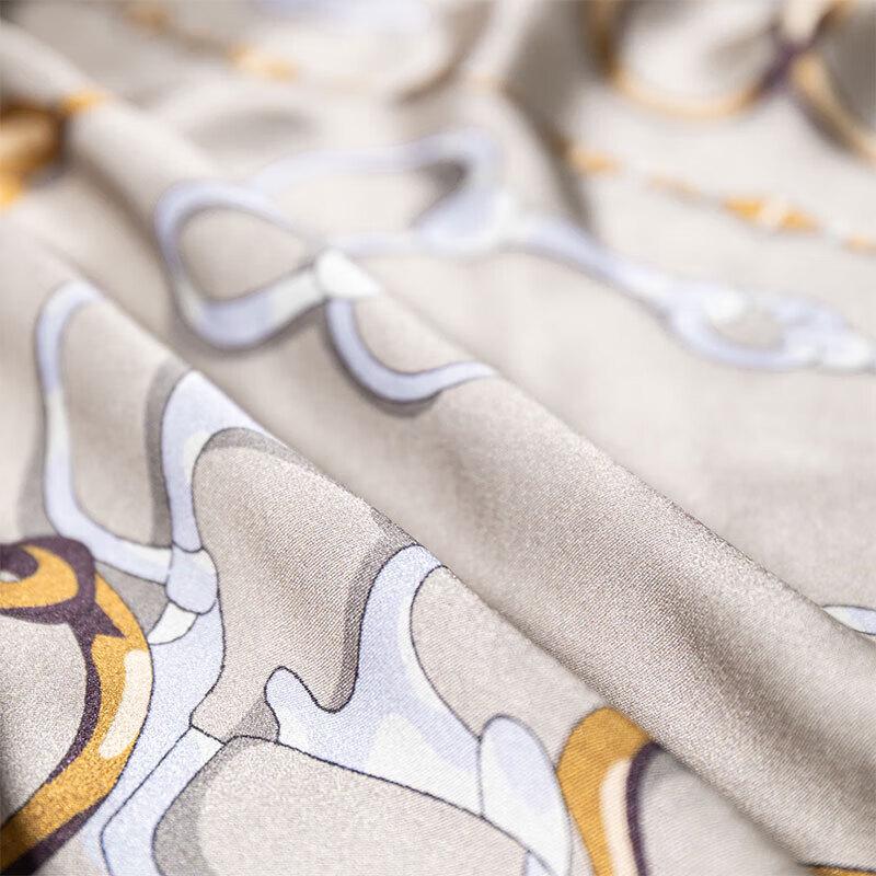 Hengyuanxiang HYXSJ1005 Patterned Mulberry Silk Square Scarf