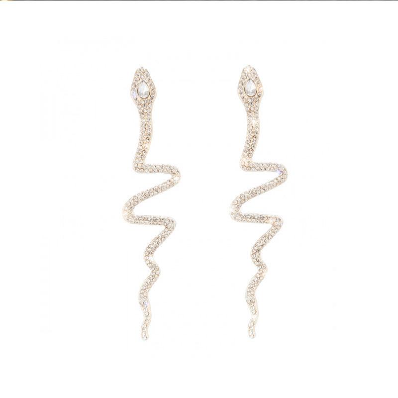 New Jewelry: Snake Shaped Earrings for Women with A Niche Design, Fashionable Earrings
